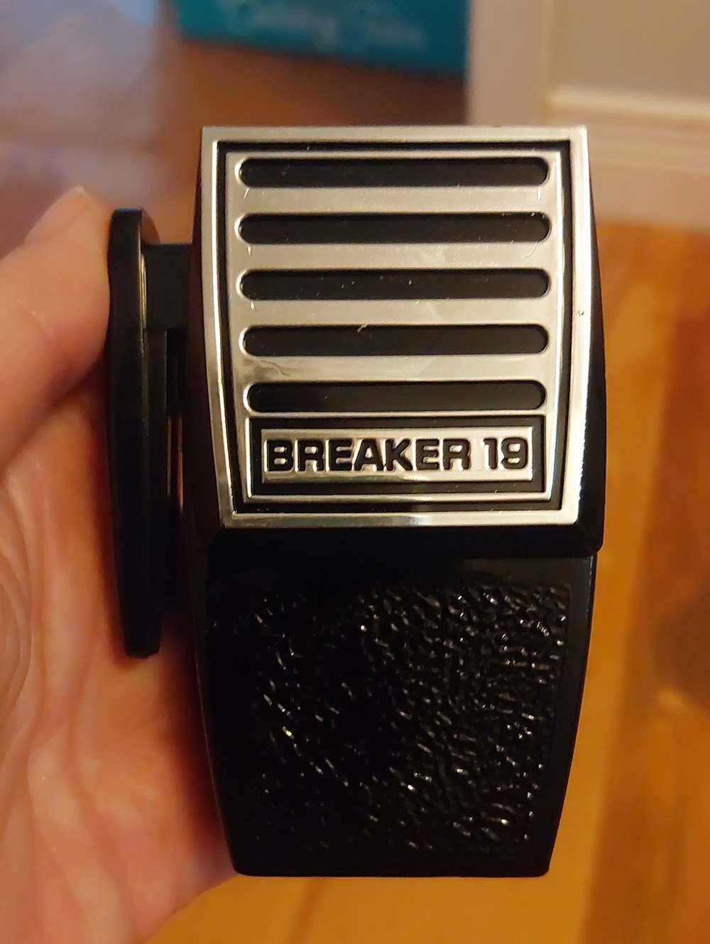 💚3/$30 Vintage Avon Breaker 19 Wild Country Aftershave Decanter 3/4 Full